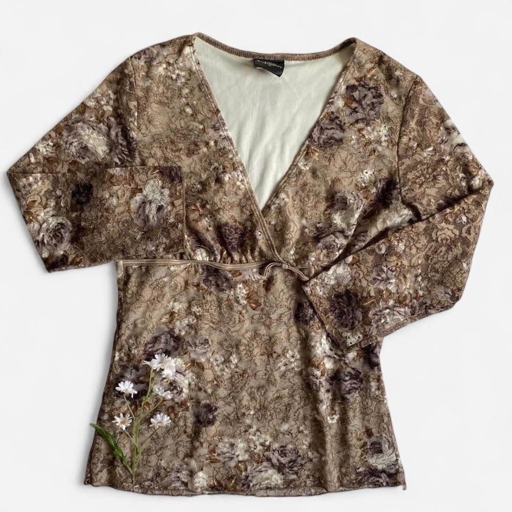 Vintage Y2K brown lace floral top